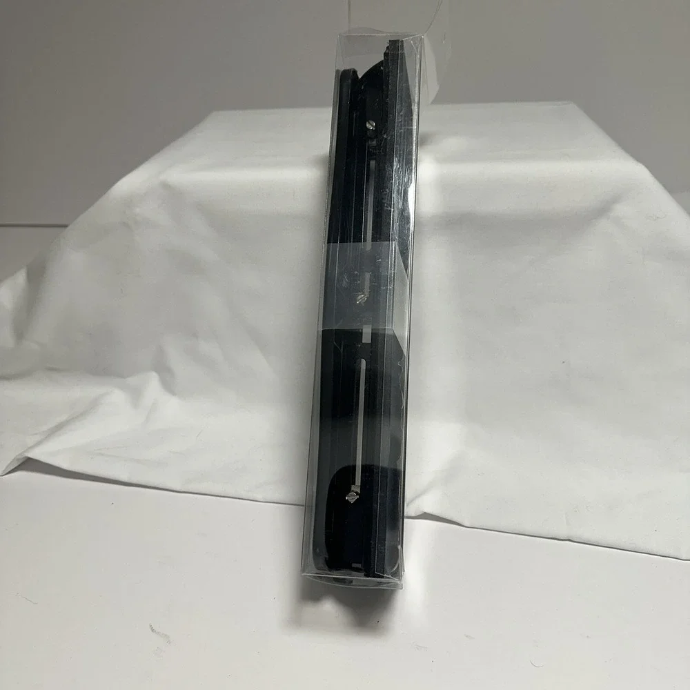 B2C Adjustable 3 Hole Punch New Sealed In Box 12‎ Sheet Capacity